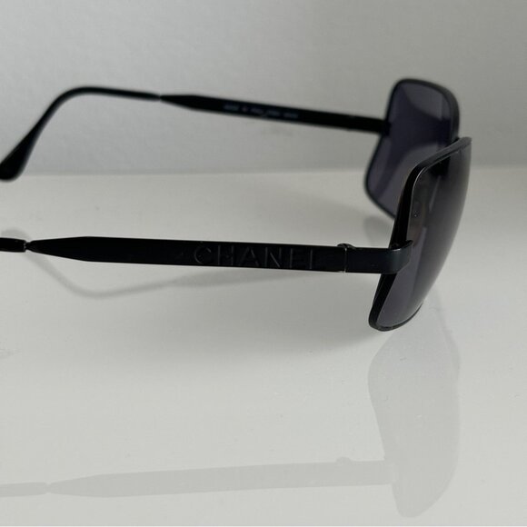 Chanel Unisex Vintage Matte Black Sunglasses - Picture 11 of 12